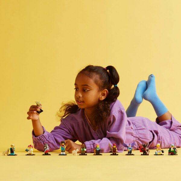 LEGO Minifigurine - Minifigurina LEGO - seria 25 71045, 9 piese