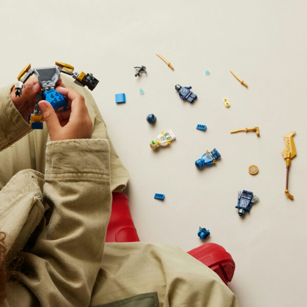 71805-lego-ninjago-3 LEGO Ninjago - Pachet de lupta: Robotul lui Jay 71805, 78 piese