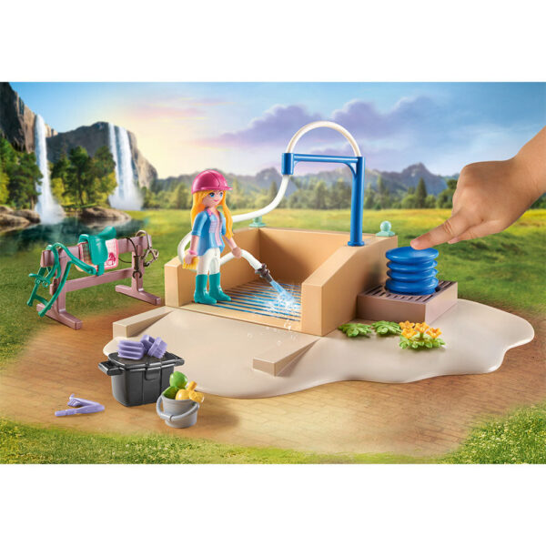 Playmobil - Spalatorie Cu Isabella Si Calutul Lioness - PM71354