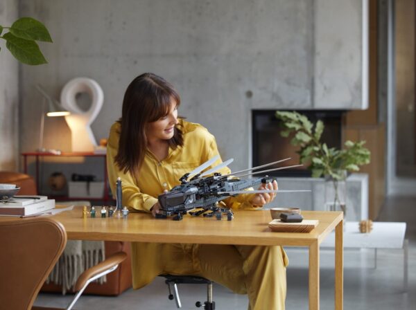 10327_alt9 Lego Icons 10327 - Dune Atreides Royal Ornithopter