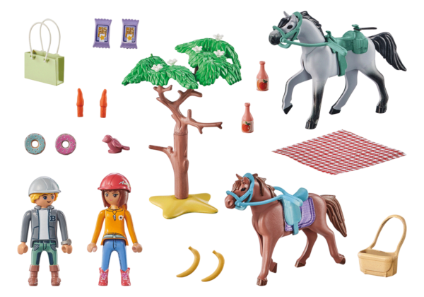 Playmobil-DRUMETIE LA PLAJA CU CAII AMELIA SI BEN - PM71470