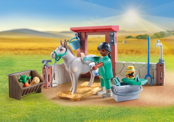 Playmobil-VETERINAR IN CURTEA FERMEI - PM71471