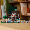 LEGO Minecraft - Fortareata lupilor 21261, 312 piese
