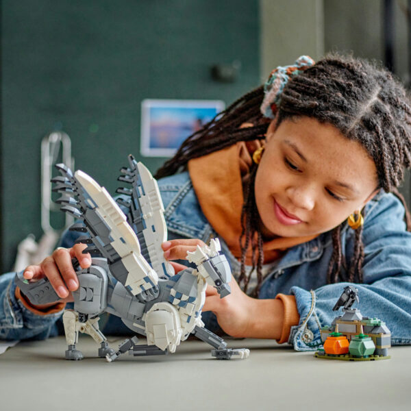 LEGO Harry Potter - Buckbeak™ 76427, 723 piese