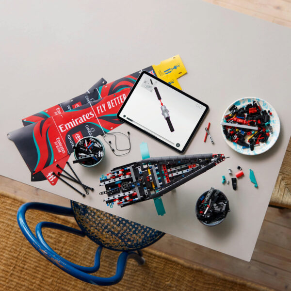 42174-lego-technic-3 LEGO Technic - Iahtul Emirates Team New Zealand AC75 42174, 962 piese