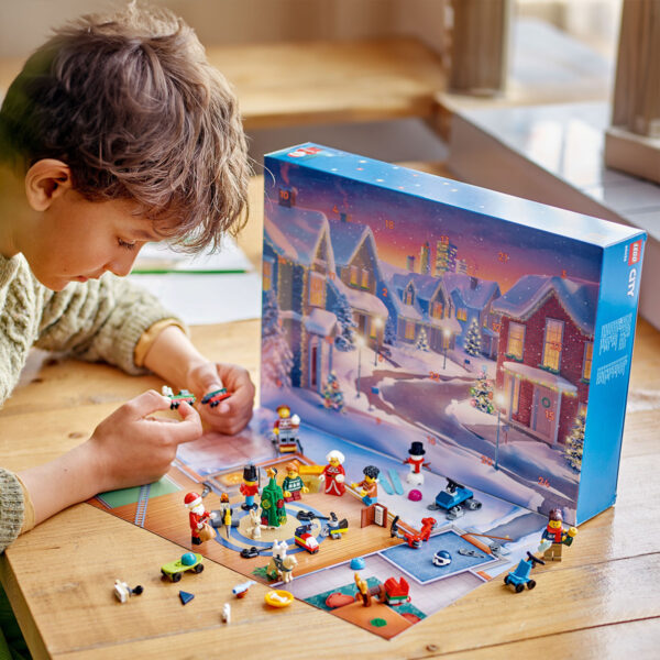LEGO City - Calendar de advent LEGO City 60436, 195 piese