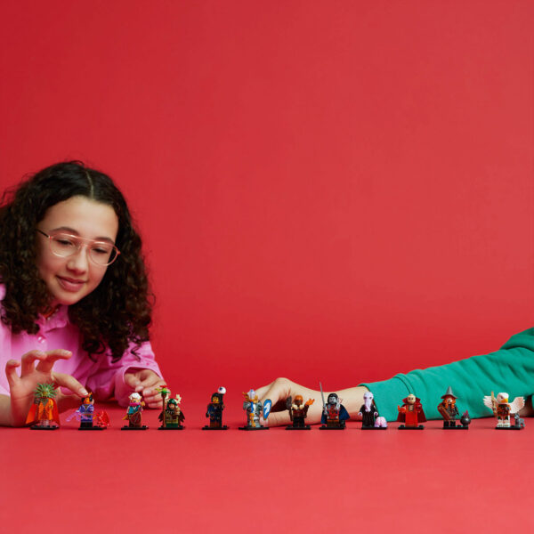 LEGO Minifigurine - Minifigurina LEGO: Dungeons & Dragons 71047, 9 piese