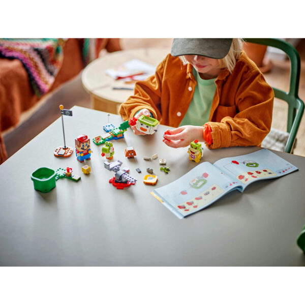 LEGO Super Mario - Aventuri cu LEGO Mario™ interactiv 71439, 218 piese