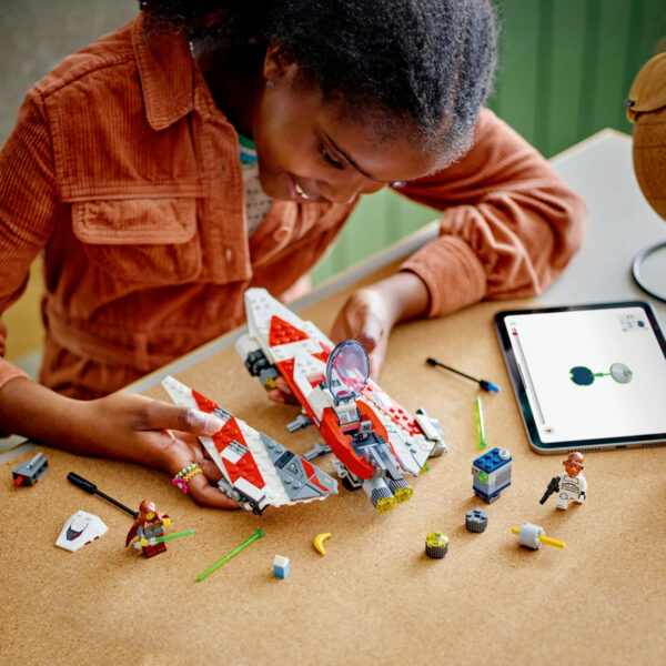 75388-lego-star-wars-4 LEGO Star Wars - Nava stelara a lui Jedi Bob 75388, 305 piese