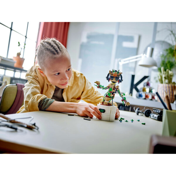 LEGO Marvel Super Heroes - Groot dansator 76297, 459 piese