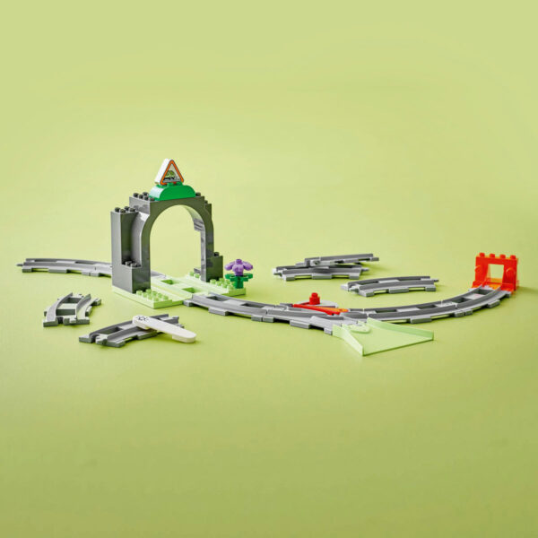 LEGO DUPLO - Set de extindere Tunel cu sine de cale ferata 10425, 20 piese