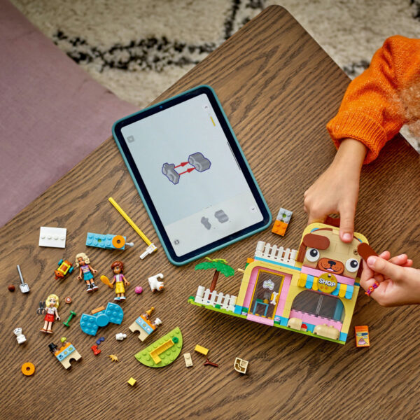 LEGO Friends - Magazin de accesorii pentru animale de companie 42650, 375 piese