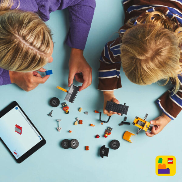 LEGO City - Încarcator pe roti galben pentru constructii 60450, 81 piese