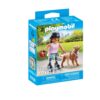Playmobil - Figurina patinatoare cu animalut de colectie caine Retriever - PM71739