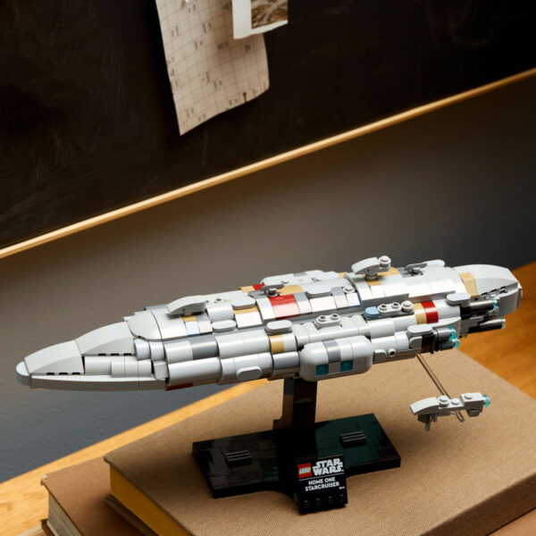 LEGO Star Wars - HOME ONE STARCRUISER 75405, 559 piese