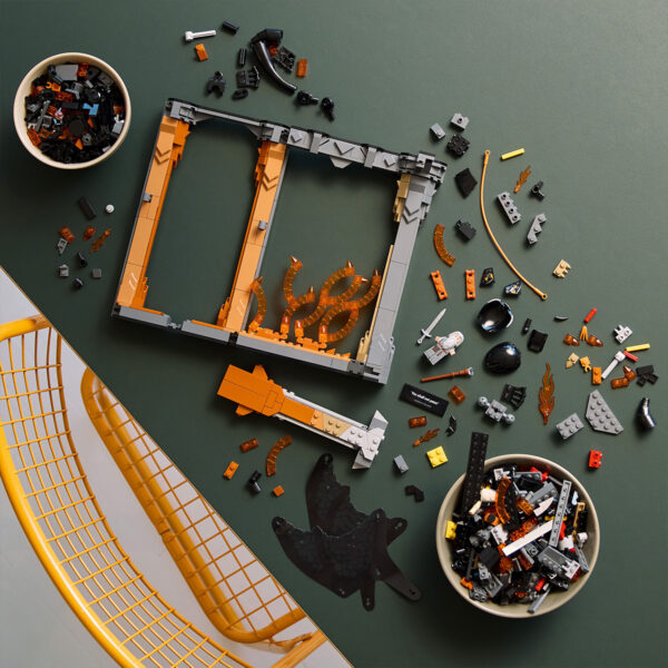 10367-lego-icons-4 LEGO Icons (Creator Expert) - Stăpânul inelelor: Dioramă pentru bibliotecă cu un Balrog 10367, 1201 piese