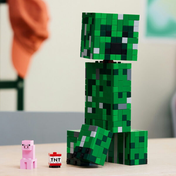 LEGO Minecraft - Creeper 21276, 665 piese