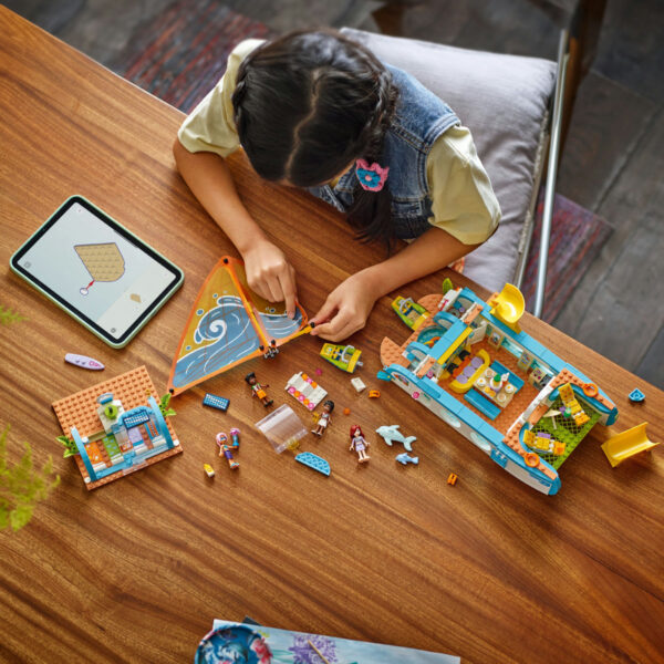 42664-lego-friends-5 LEGO Friends - Călătoria aventuroasă cu barca 42664, 685 piese