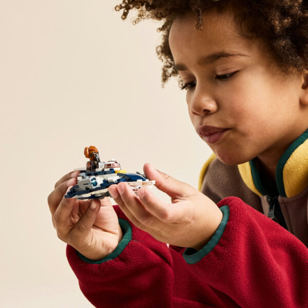 LEGO Star Wars - Micronava de luptă Jedi Starfighter a lui Plo Koon 75400, 89 piese