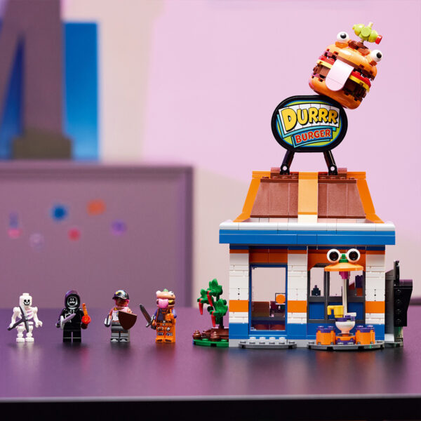 LEGO FORTNITE - Restaurantul Durrr Burger 77076, 546 piese