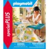 Playmobil - Figurina femeie cu masa de calcat - PM71878