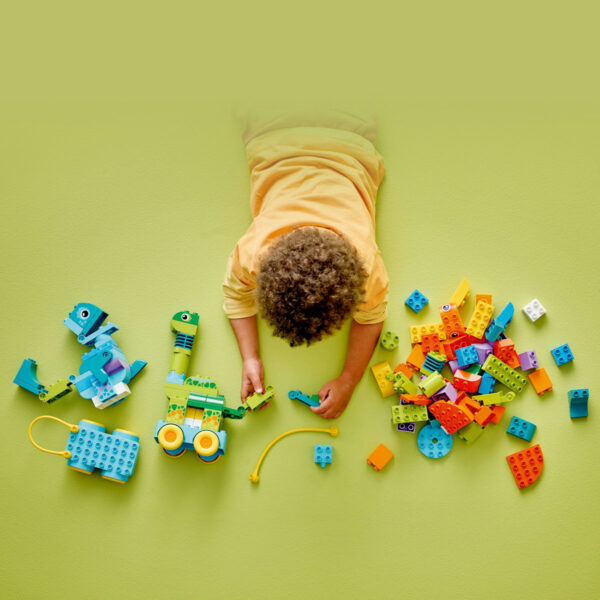 LEGO DUPLO - Dinozauri pe roţi 3 în 1 10451, 108 piese