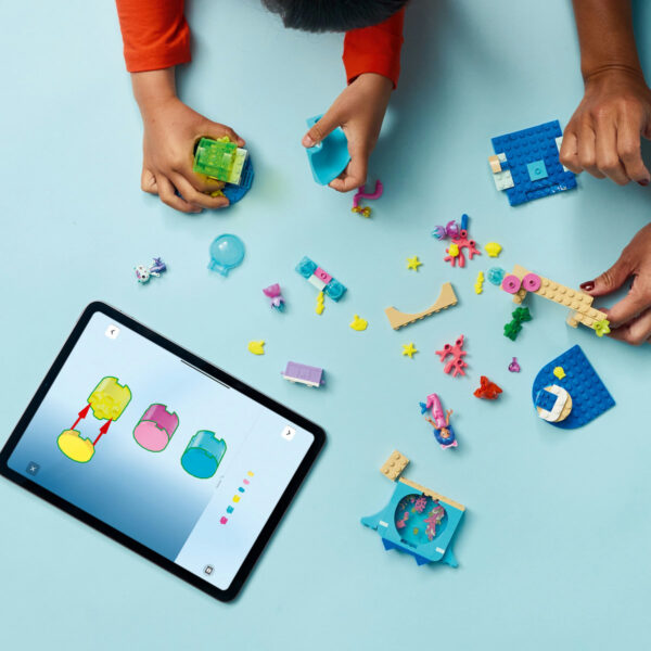 11204-lego-gabbys-dollhouse-3 LEGO Gabby s Dollhouse - Aventurile în acvariu ale sirenei Gabby 11204, 103 piese