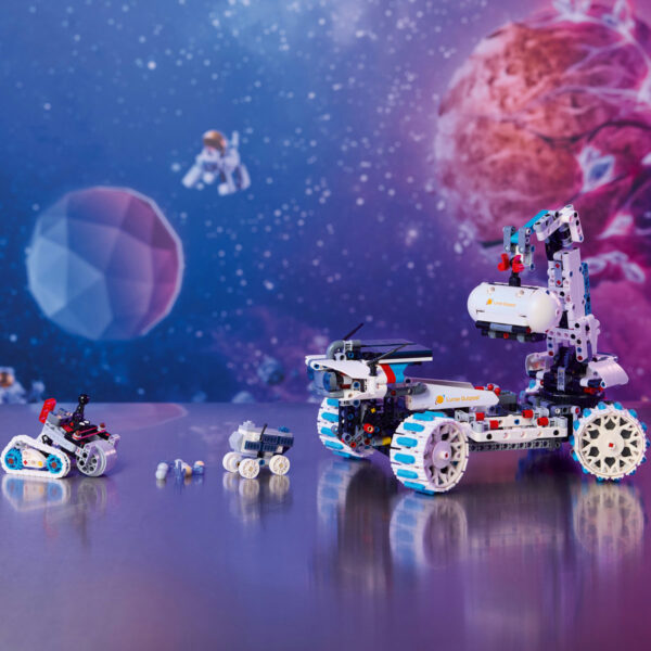 42211-lego-technic-5 LEGO Technic - Vehicul spatial Rover Lunar Outpost 42211, 1082 piese