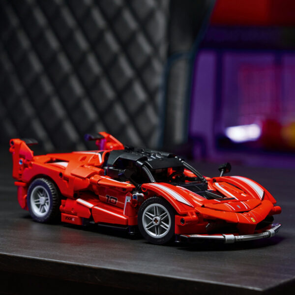 42212-lego-technic-5 LEGO Technic - Ferrari FXX K 42212, 897 piese
