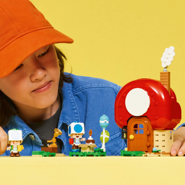LEGO Super Mario - Petrecere acasa la Toad 72041, 276 piese