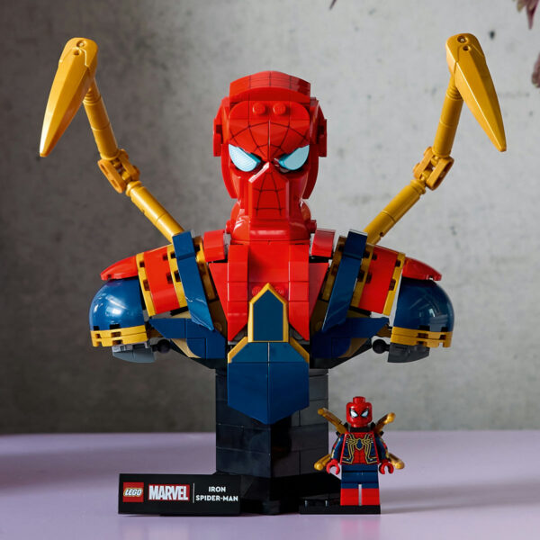 76326-lego-super-heroes-5 LEGO Marvel Super Heroes - Bustul lui Iron Spider-Man 76326, 379 piese