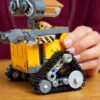 43279_lifestyle_build_08_en-gb Lego Disney 43279 - WALL-E şi EVE