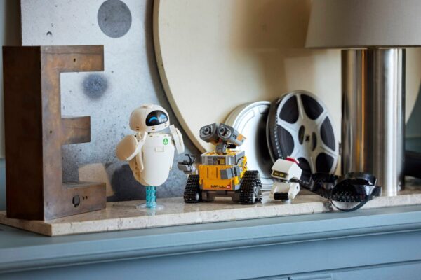 43279_lifestyle_envr_02_en-gb Lego Disney 43279 - WALL-E şi EVE