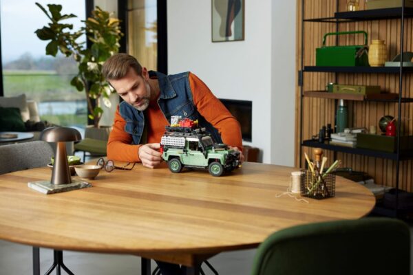 LEGO® Icons Creator Expert 10317 - Land Rover Classic Defender 90