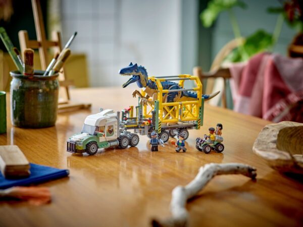 LEGO® Jurassic World 76966 - Misiunea ”Dinozaur”: Camion de transport pentru un Allosaurus