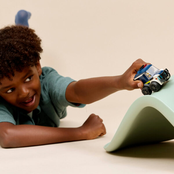 LEGO City - Vehicule – Camionetă de poliție 60481, 71 piese