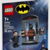 LEGO DC Super Heroes - Batman: Bruce Wayne și Batcostumul 30726, 35 piese