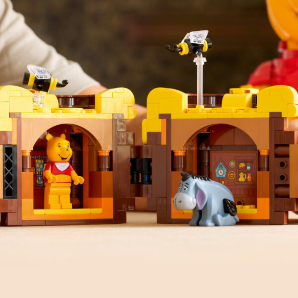 LEGO Disney - Winnie the Pooh 43300, 1399 piese