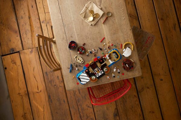 LEGO® ONE PIECE 75640 - Restaurantul plutitor Baratie