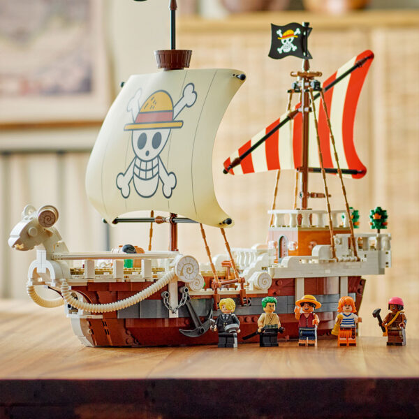 LEGO One Piece - Corabia de pirati Fâsneata Merry 75639, 1376 piese