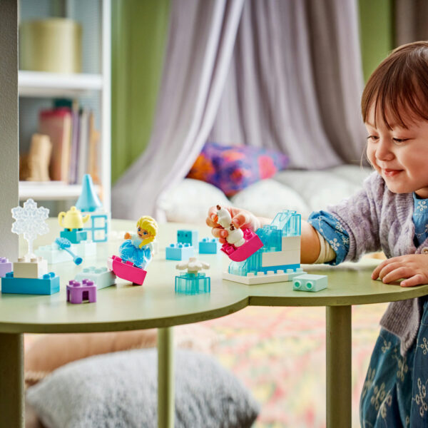 LEGO DUPLO - Cutie creativă cu Elsa și Olaf din Regatul de gheață 10462, 37 piese