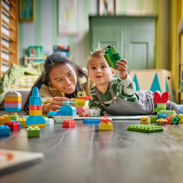LEGO DUPLO - Cutie creativă în culori 10479, 80 piese
