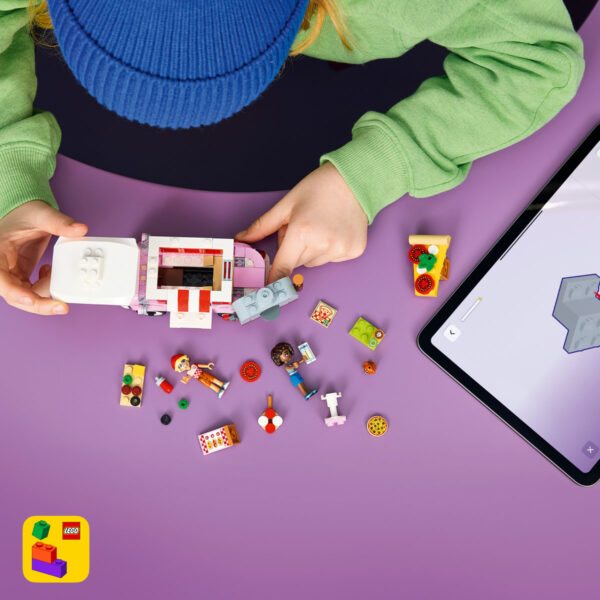LEGO Friends - Furgonetă de pizza 42694, 190 piese