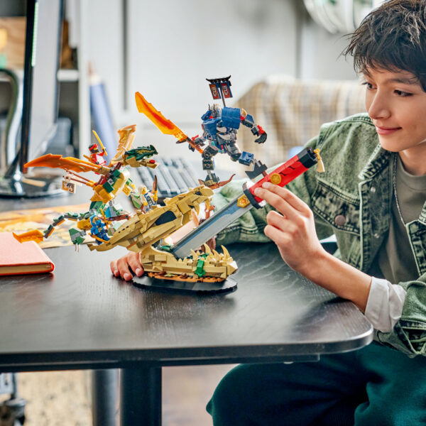 LEGO Ninjago - Bătălia de la Sabia Dragonului 71871, 1016 piese