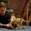 LEGO Jurassic World - Fosile de dinozaur: Triceratops 77985, 1154 piese
