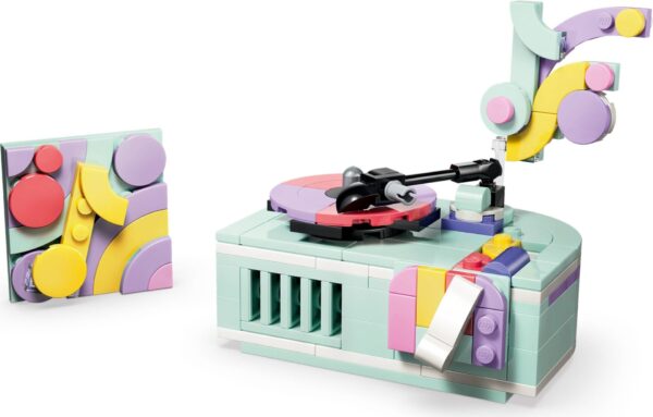 LEGO® Creator 31392 - Pian decorativ cu o pisica (3 in 1)