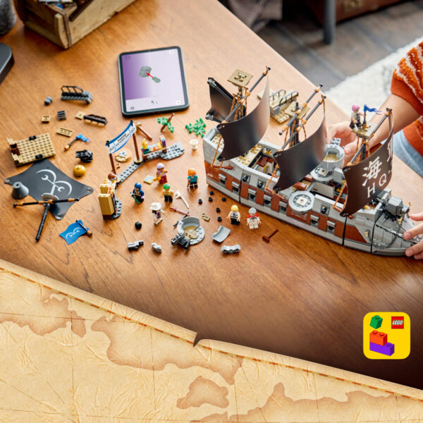 LEGO One Piece - Corabia de luptă a lui Garp 75646, 1705 piese