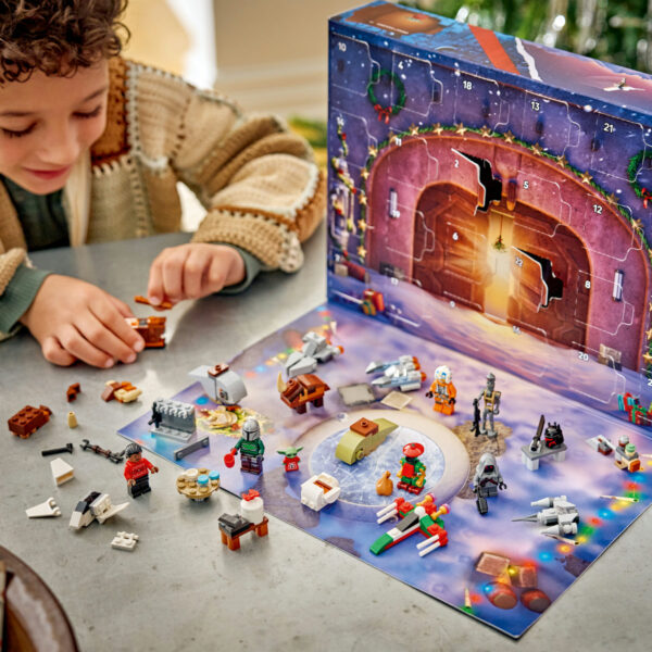 LEGO Star Wars - LEGO Star Wars Calendar de advent 2026 75456, 293 piese